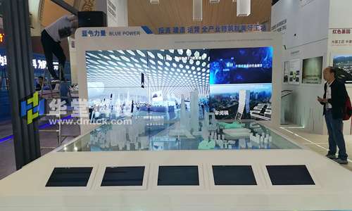 中建展区水晶互动影像沙盘现场展示3-华堂科技